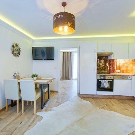 Auszeit Leoben 1 Mit Terasse Und Gratis Parkplatz Apartamento Exterior foto
