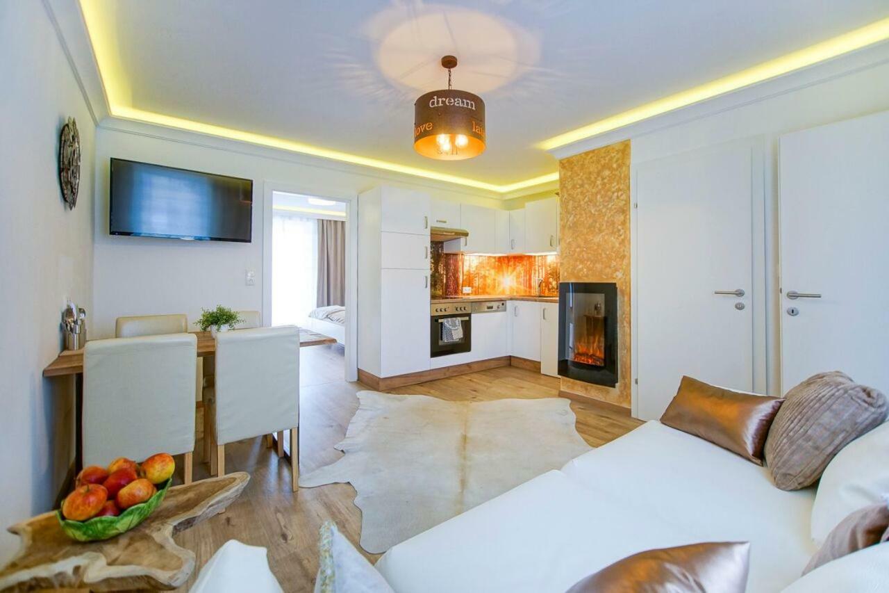 Auszeit Leoben 1 Mit Terasse Und Gratis Parkplatz Apartamento Exterior foto
