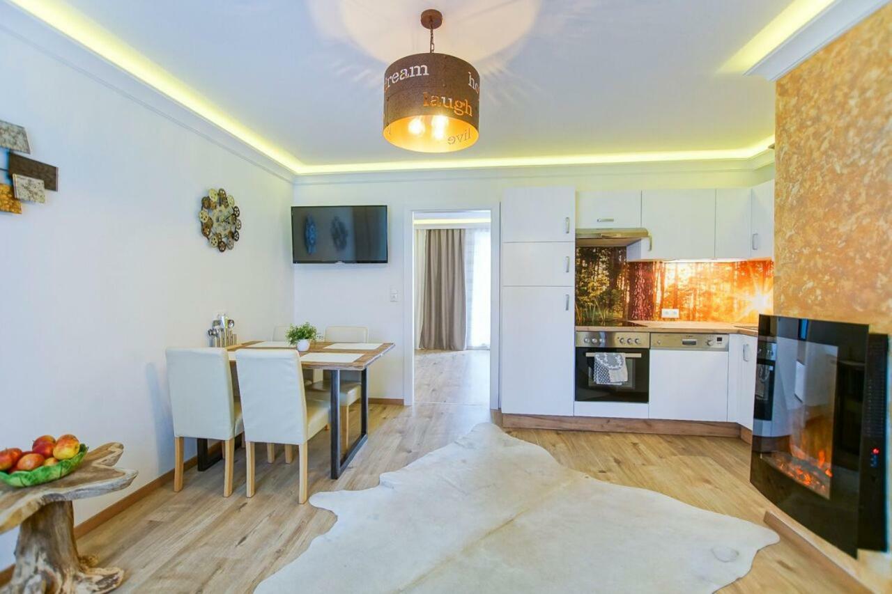 Auszeit Leoben 1 Mit Terasse Und Gratis Parkplatz Apartamento Exterior foto