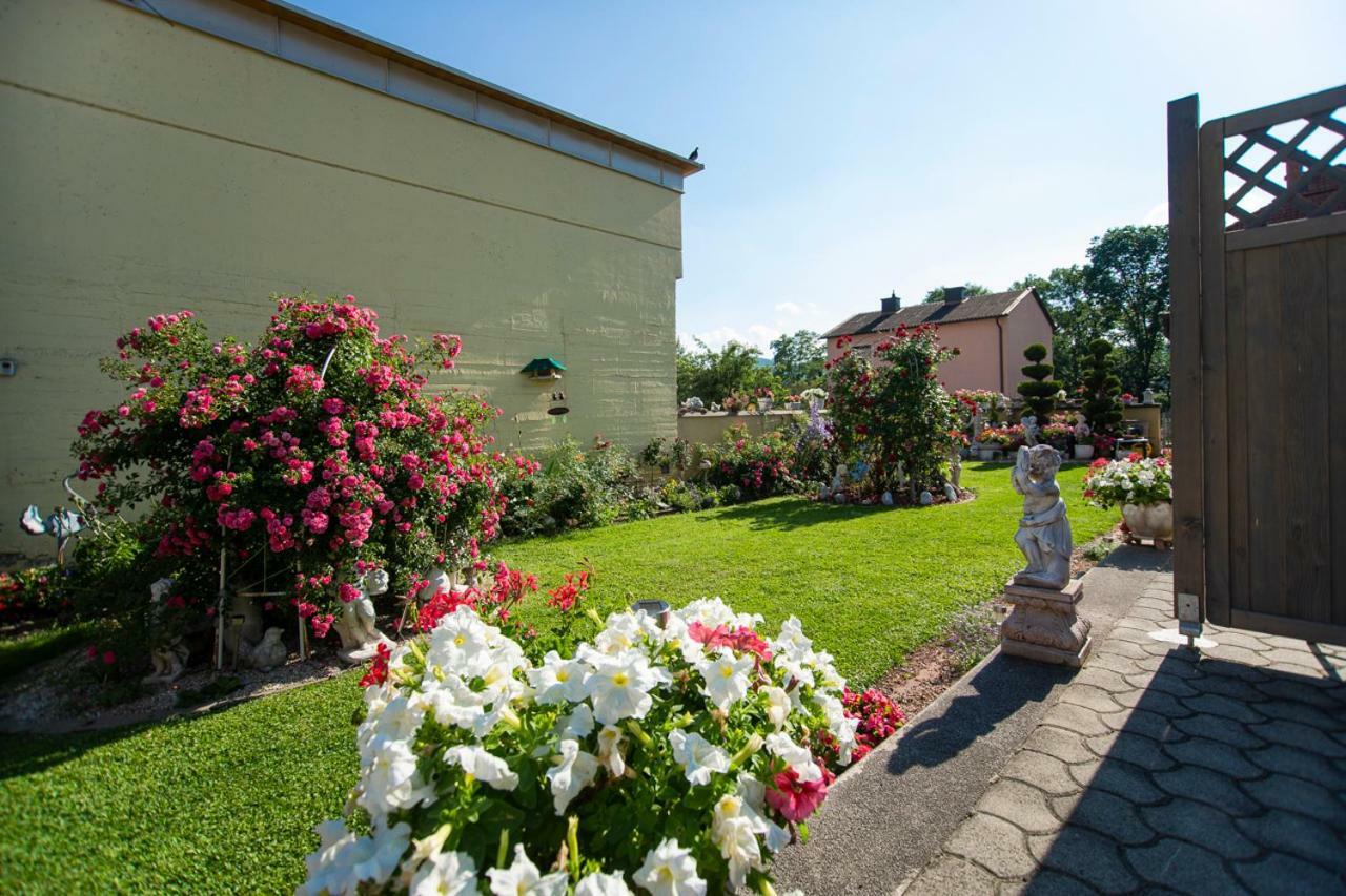 Auszeit Leoben 1 Mit Terasse Und Gratis Parkplatz Apartamento Exterior foto